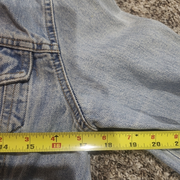 Levi Womens retro jacket. Waist length. - Picture 5 of 7